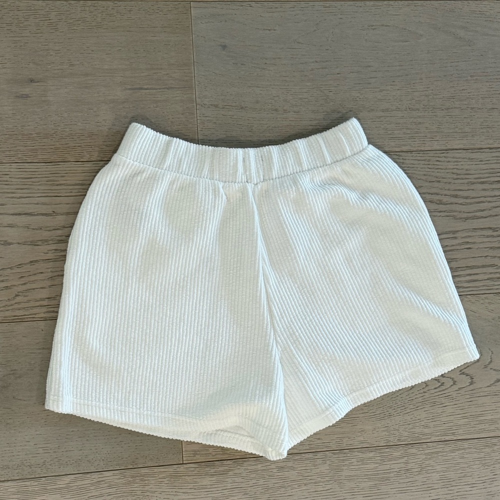 Gap Rib Easy Shorts - Picture 4 of 6